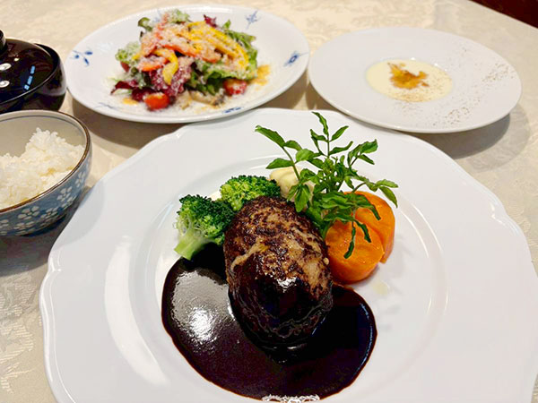 黒毛和牛BANバーグ